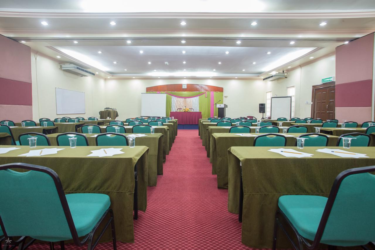 Hotel Seri Malaysia Rompin Kuala Rompin Ngoại thất bức ảnh