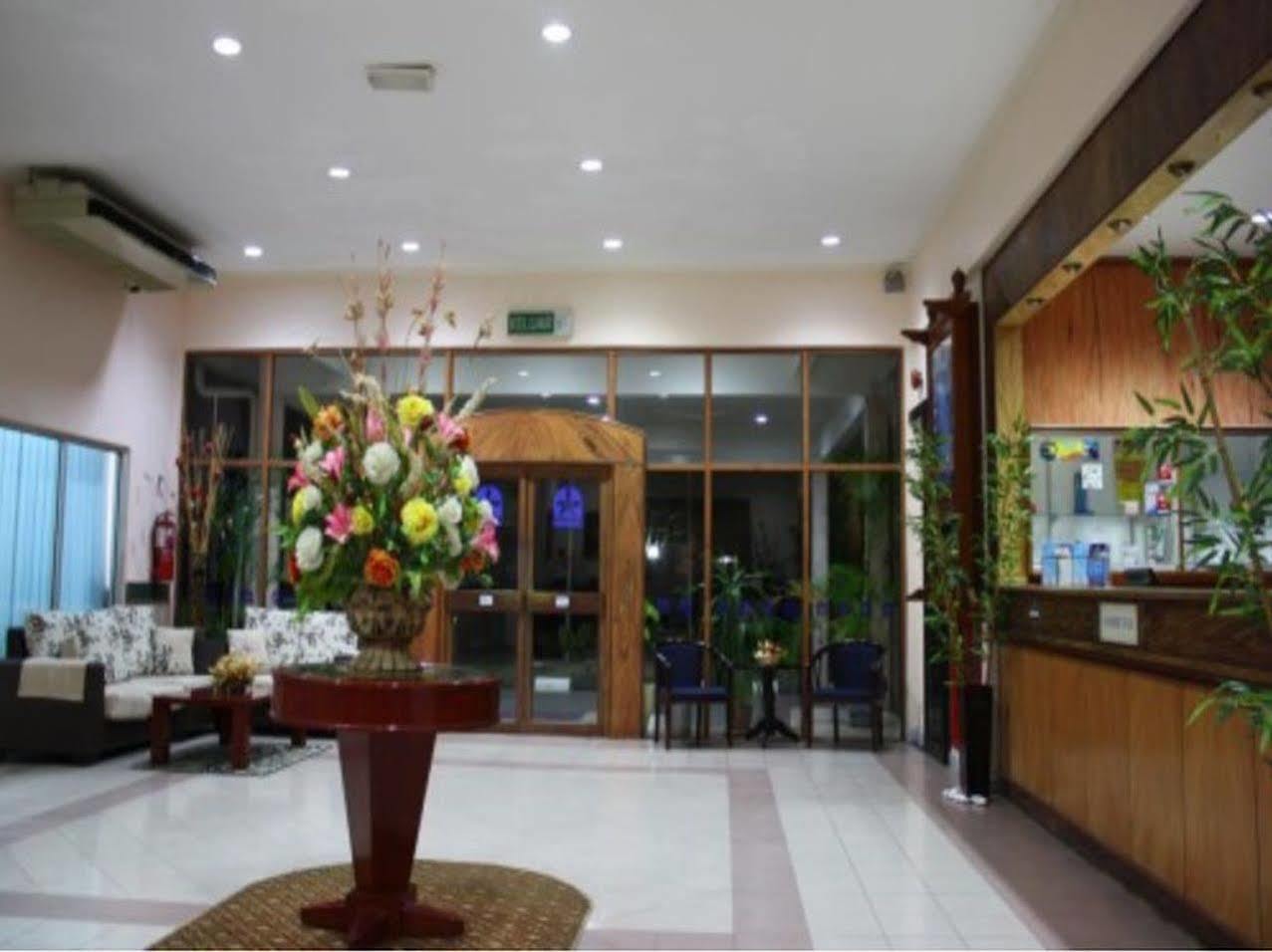 Hotel Seri Malaysia Rompin Kuala Rompin Ngoại thất bức ảnh