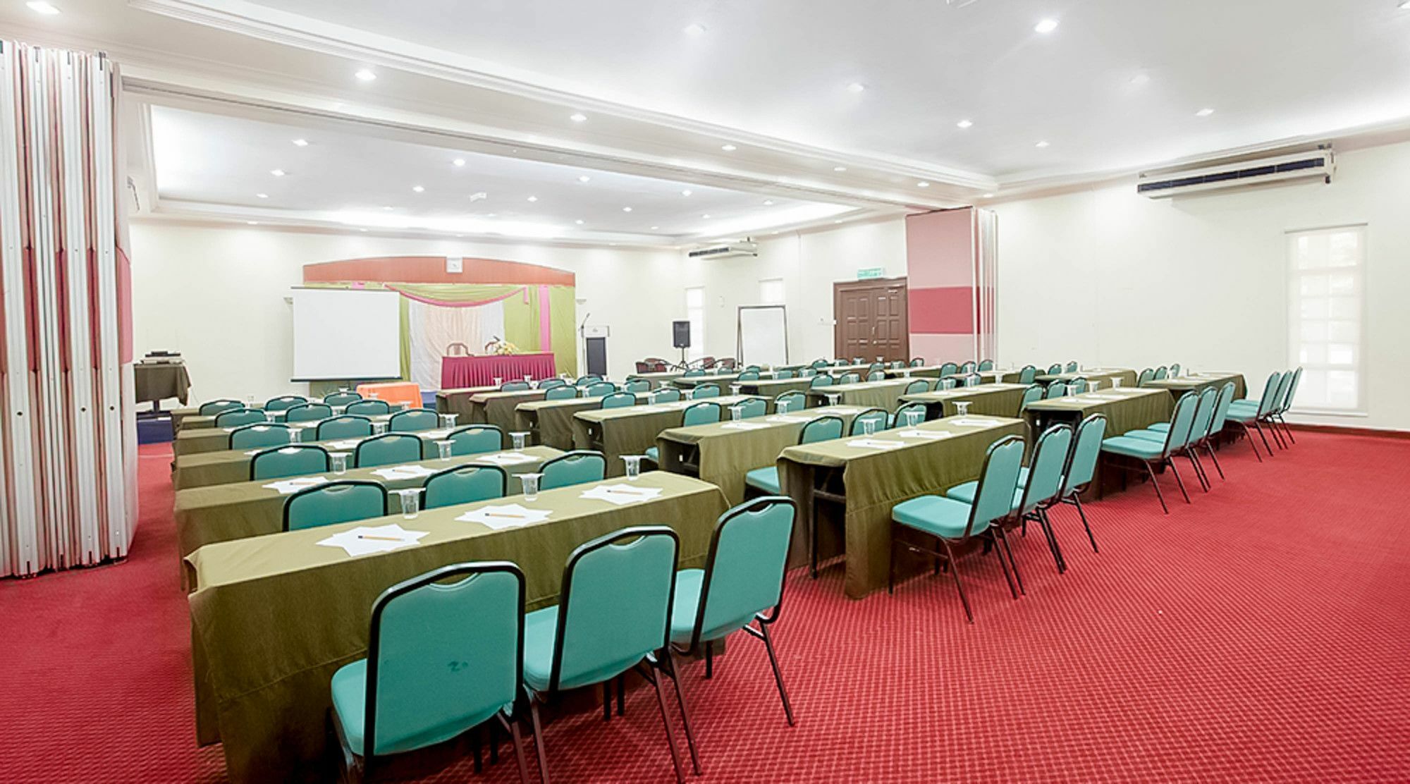 Hotel Seri Malaysia Rompin Kuala Rompin Ngoại thất bức ảnh